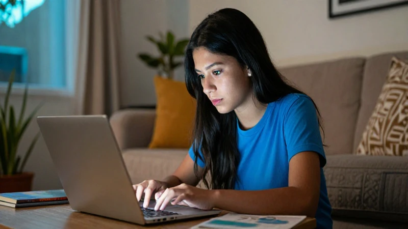 Estudiante mexicano moderno en ambiente educativo
