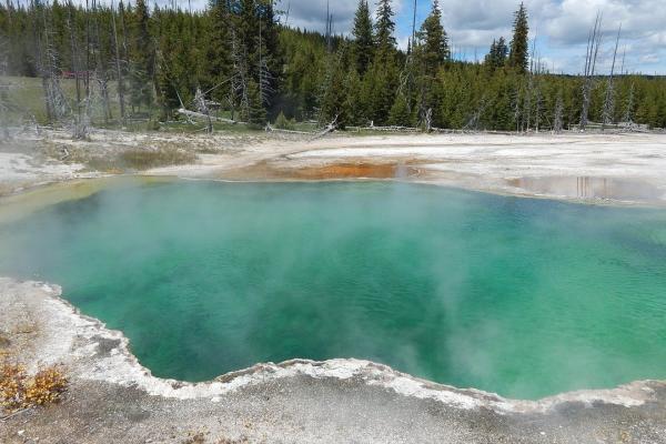 Aguas termominerales: tipos, propiedades y beneficios 2 aguas termominerales tipos propiedades y beneficios 1