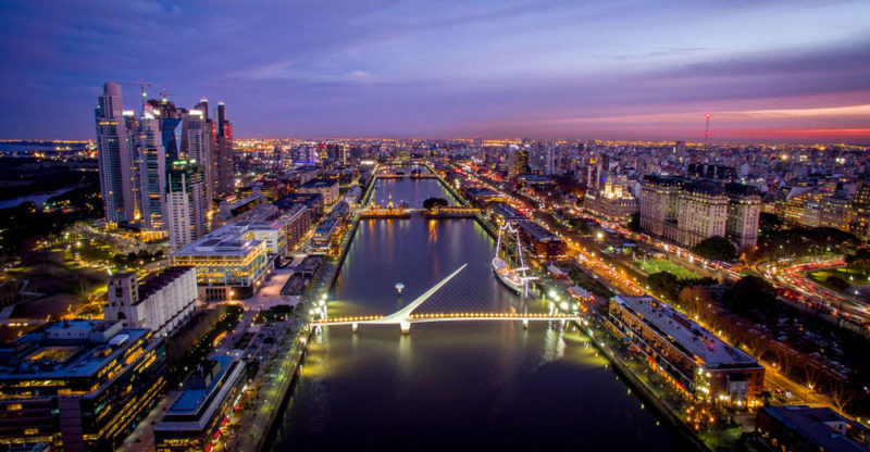 cuales son las caracteristicas de buenos aires argentina