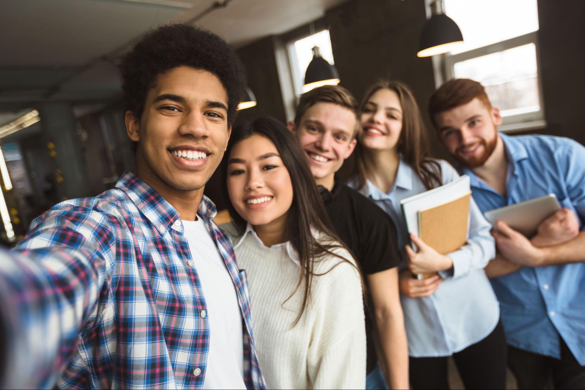 desarrolla un ambiente escolar positivo claves emocionales