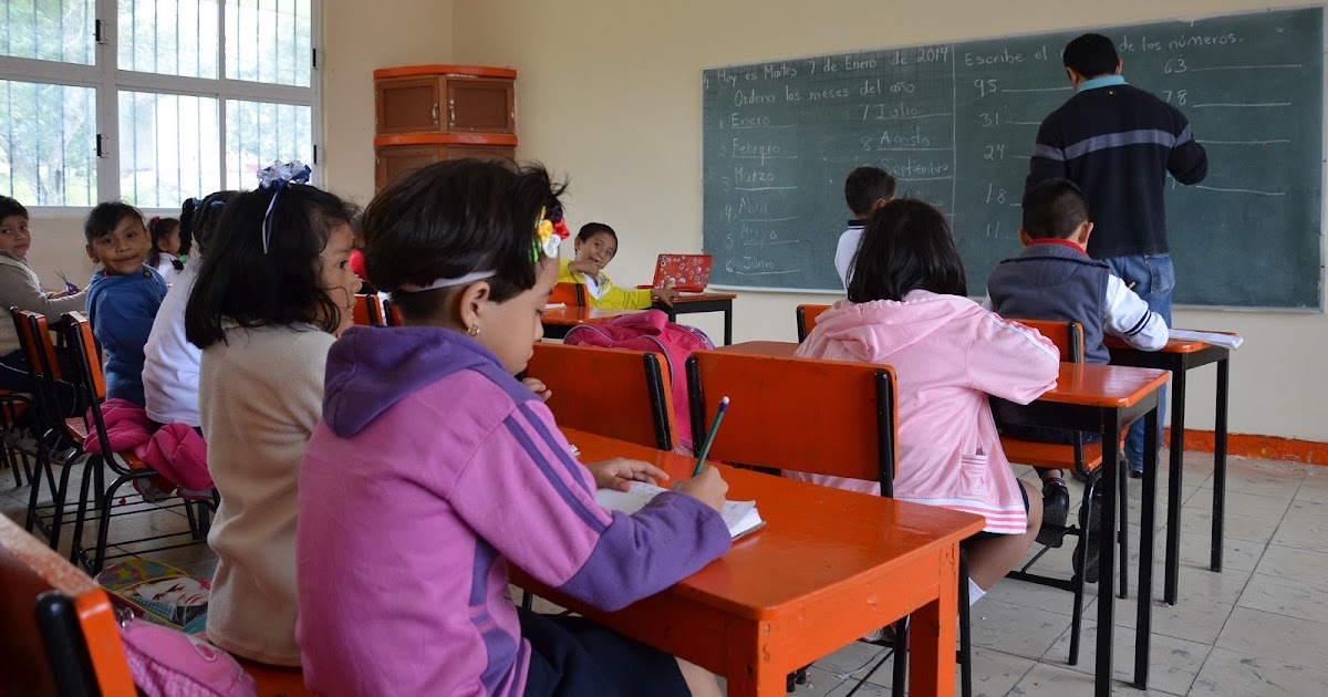 docentes de puebla recibiran aprende en casa como clave educativa 2