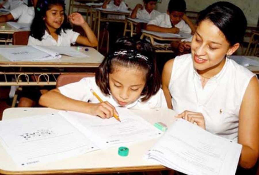 el impacto del libro de texto en la formacion descubre su relevancia