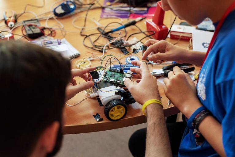 ensena programacion y robotica a los ninos desde temprana edad empieza la aventura ya