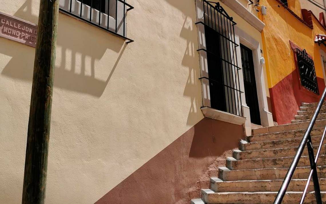 entra al callejon del mono prieto y descubre su misterio