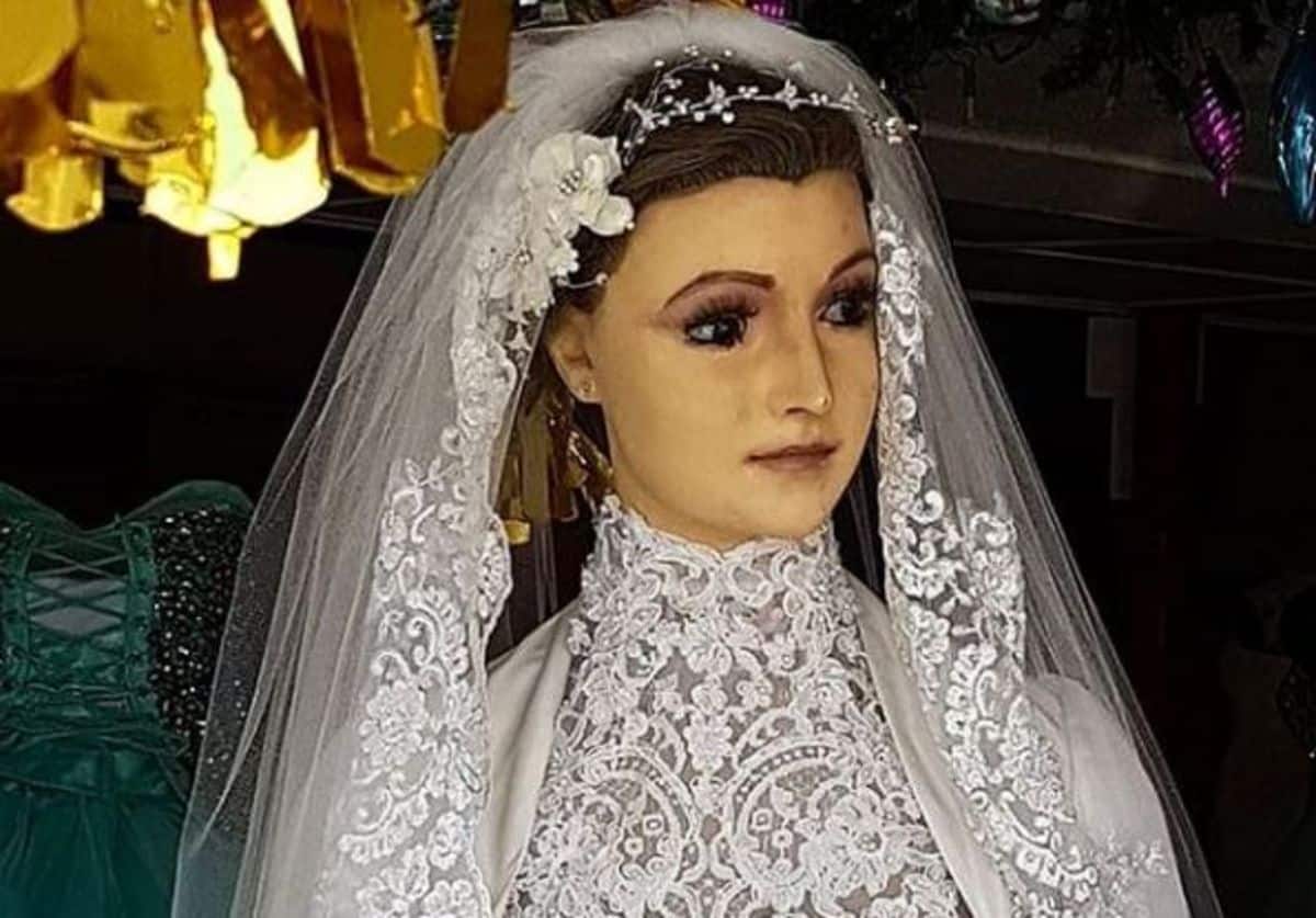 la pascualita conoce la leyenda del icono cautivador