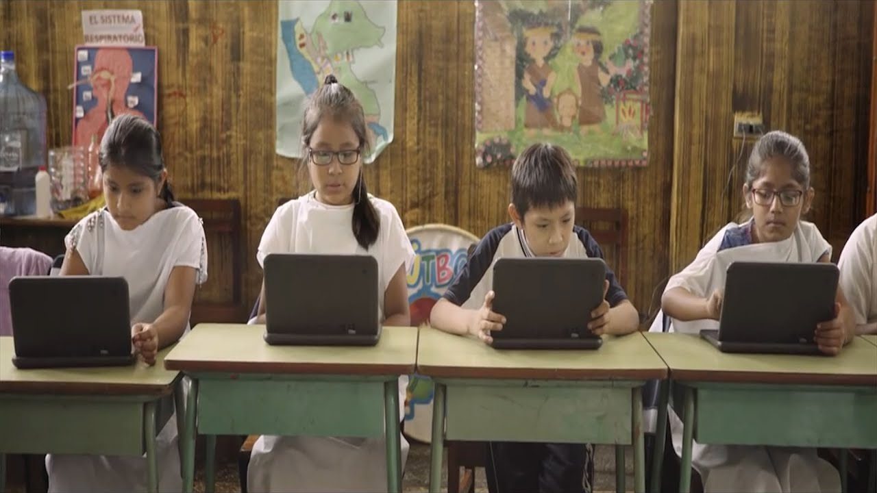 potencia tus habilidades tecnologicas en la escuela mexicana y asegura tu futuro