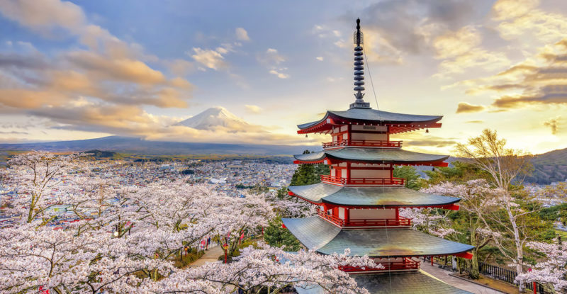 que caracteristicas tiene japon en relieve clima y poblacion