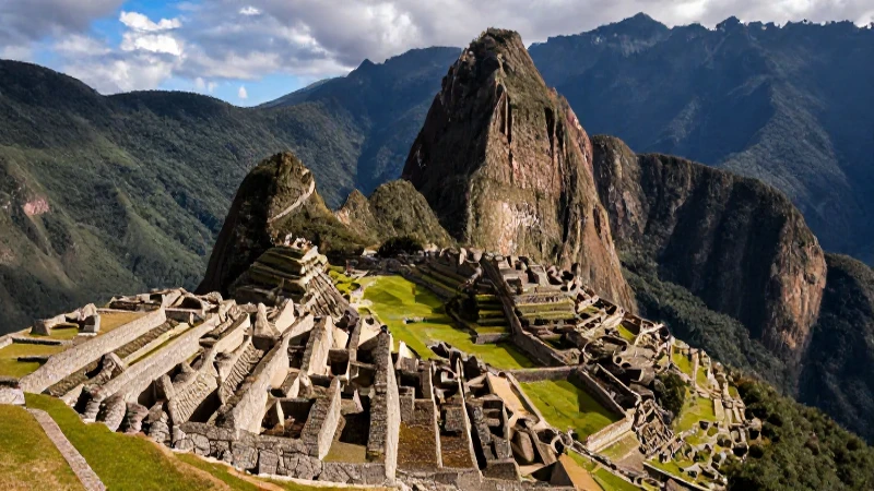 Conoce el legado del Tahuantinsuyo en los países que lo formaron 3 Majestuosidad arquitectónica del Tahuantinsuyo Inca