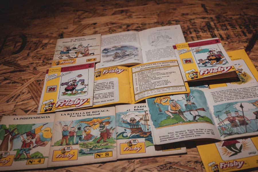 revive el encanto de las portadas de libros de los 80 explora su nostalgia unica